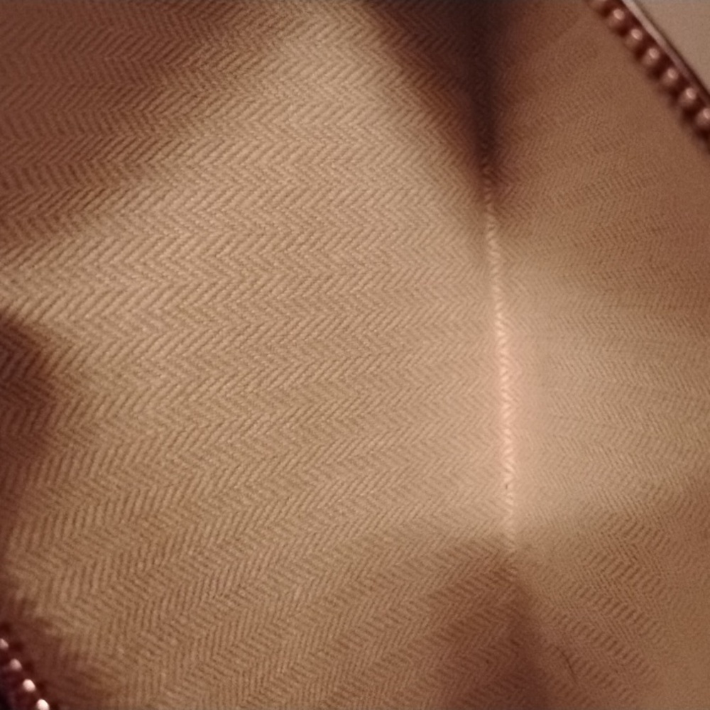Authentic Tory Burch pouch - Picture 3 of 4